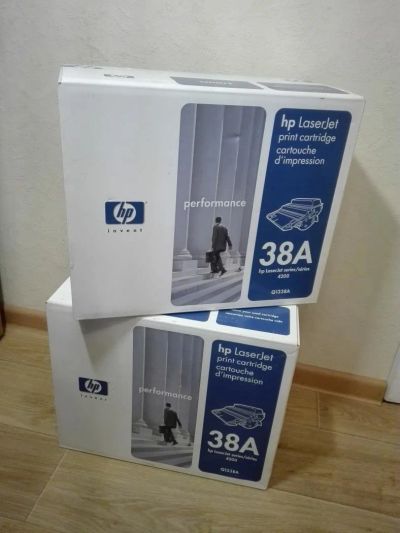 Лот: 9826824. Фото: 1. Картридж HP 38A (Q1338A) оригинал... Картриджи, расходные материалы