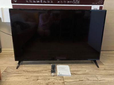 Лот: 16219257. Фото: 1. Новый 4к Smart Телевизор 49 дюймов... Телевизоры