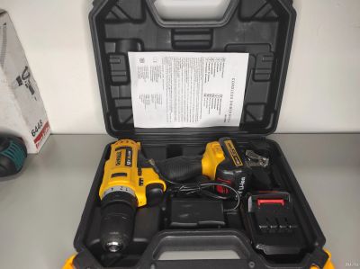 Лот: 18040917. Фото: 1. Шуруповерт DeWalt 18v. Электроинструмент