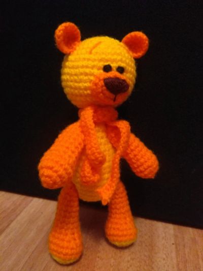 Лот: 11338546. Фото: 1. Маленький милый медвежонок амигуруми. Авторские куклы, игрушки, поделки