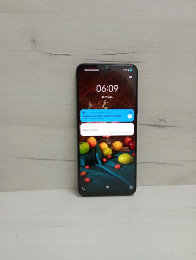 Лот: 19268784. Фото: 1. Смартфон vivo y31. Смартфоны