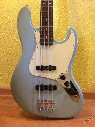 Лот: 5885439. Фото: 1. Бас гитара Fender Jazz bass highway... Гитары
