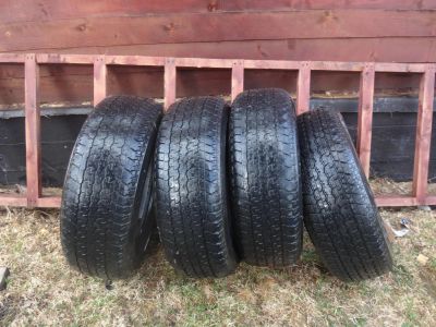 Лот: 5461838. Фото: 1. Bridgestone шины 265/65/17 комплект. Шины