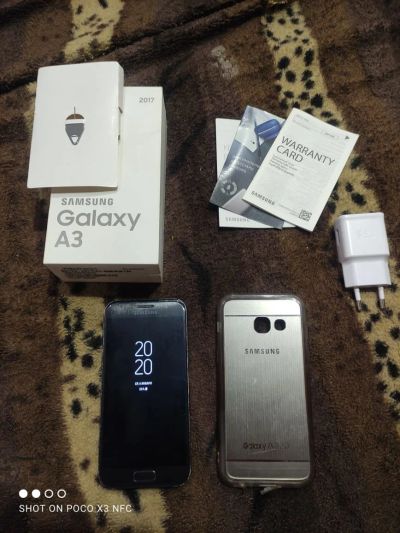 Лот: 17062348. Фото: 1. Samsung Galaxy a3 2017. Смартфоны