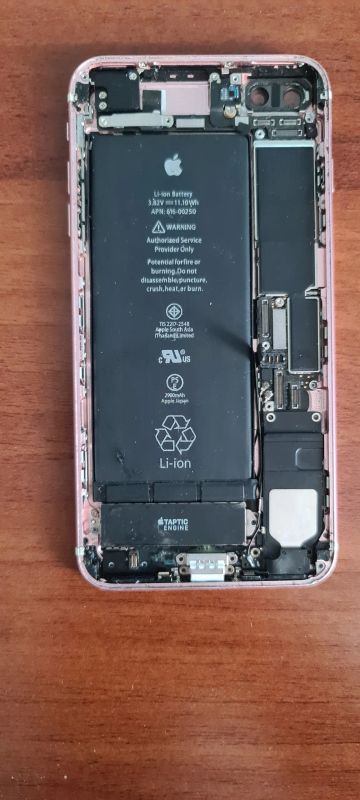 Лот: 19943673. Фото: 1. IPhone 7 Plus плата заблокированная. Микросхемы и платы