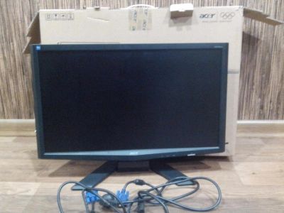Лот: 4383960. Фото: 1. Acer X243HQ в идеальном состоянии. ЖК-мониторы