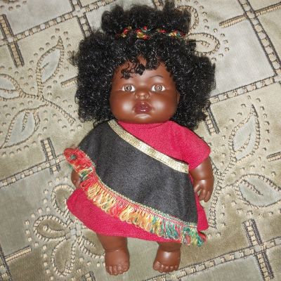 Лот: 11960549. Фото: 1. Новая фирменная кукла-пупс-негритяночка... Куклы и аксессуары