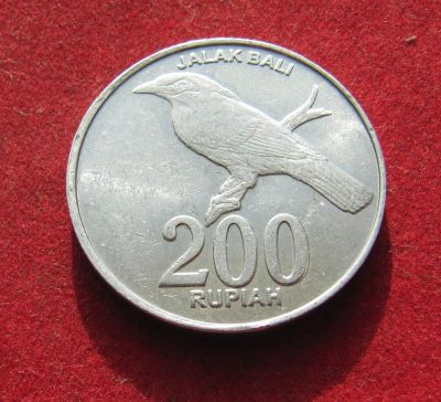 Лот: 19962707. Фото: 1. Индонезия 200 рупий, 2003 г. Азия