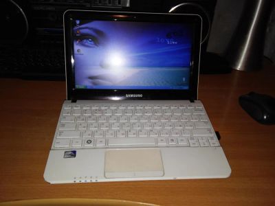 Лот: 4565915. Фото: 1. Нетбук Samsung NC110. Ноутбуки