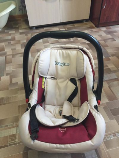 Лот: 7453775. Фото: 1. Детская люлька Babyton для автомобиля... Детские автокресла