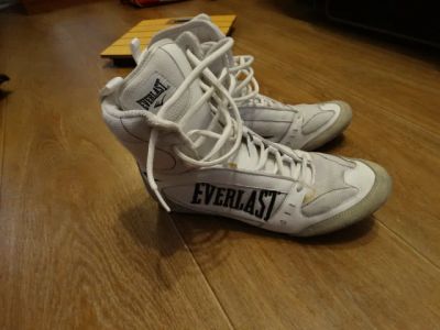 Лот: 5183984. Фото: 1. Боксерки Everlast оригинальные... Одежда для боевых искусств