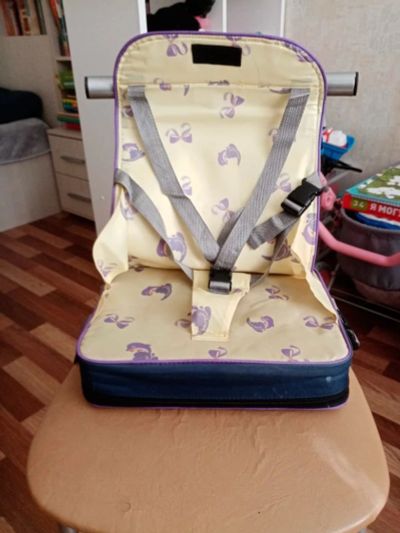 Лот: 16333091. Фото: 1. Удерживающие устройство на стул... Другое (дети растут)