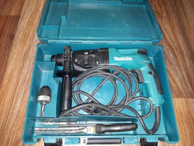 Лот: 11046081. Фото: 1. Перфоратор Makita HR 2450. Электроинструмент