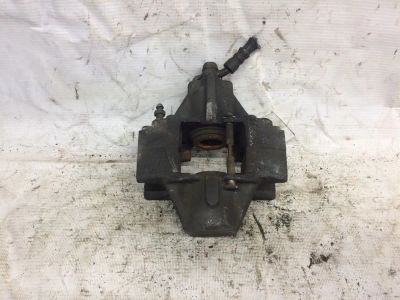 Лот: 21412600. Фото: 1. суппорт Toyota Mark2, Blit, Verossa... Двигатель и элементы двигателя