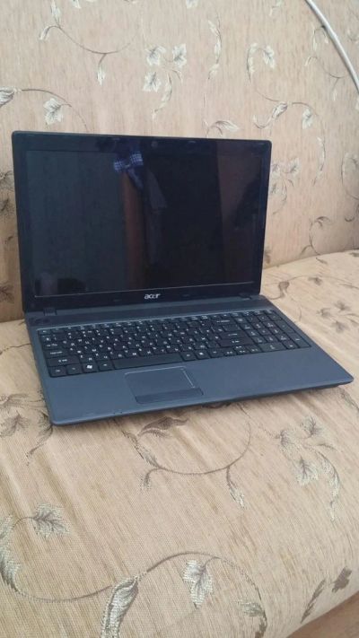 Лот: 5651974. Фото: 1. Игровой Acer Aspire 5741G (15... Ноутбуки