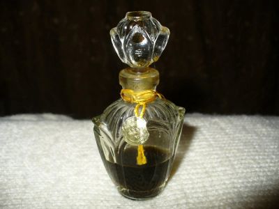Лот: 8840401. Фото: 1. Советские духи "Каменный цветок... Женская парфюмерия