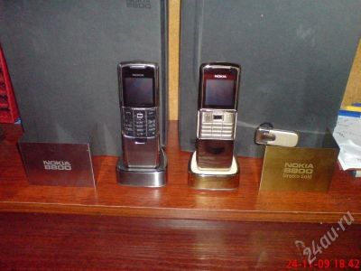 Лот: 172255. Фото: 1. Nokia 8800 & 8800 SE. Кнопочные мобильные телефоны