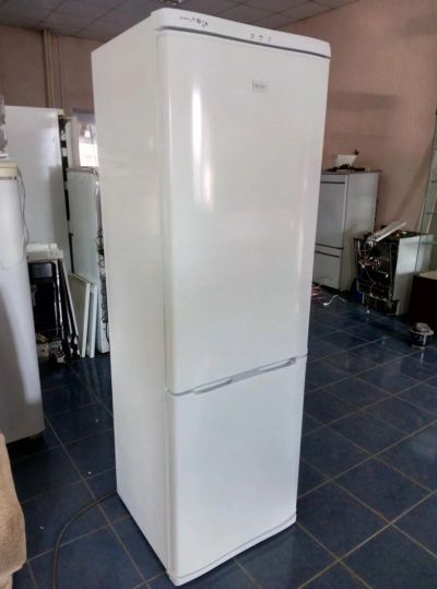 Лот: 11320608. Фото: 1. Холодильник Zanussi (гарантия... Холодильники, морозильные камеры