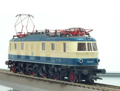 Лот: 4531976. Фото: 1. Roco 63619 BR118. Железнодорожный моделизм