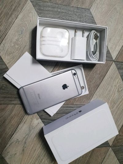 Лот: 12116311. Фото: 1. Iphone 6 64 рст. Смартфоны