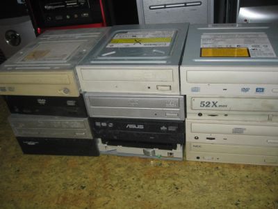 Лот: 7221315. Фото: 1. неисправные приводы CD DVD. Приводы CD, DVD, BR, FDD