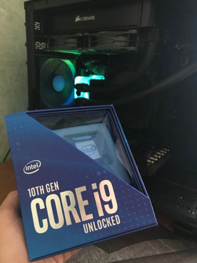 Лот: 21093644. Фото: 1. Intel Core i9-10900K (BOX). Процессоры