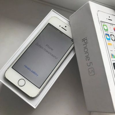 Лот: 9918180. Фото: 1. iphone 5s 16gb white РСТ. Смартфоны