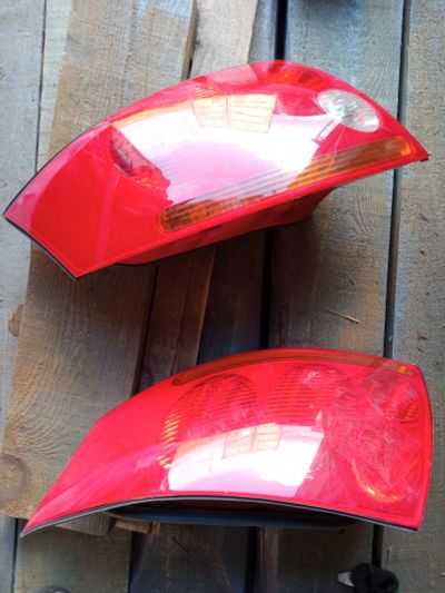 Лот: 19247551. Фото: 1. Фонари задние Audi TT (8N3) 1998-2006. Оптика и освещение