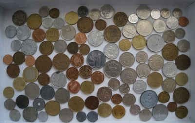Лот: 6026062. Фото: 1. 105 иностранных монет без повторов. Европа