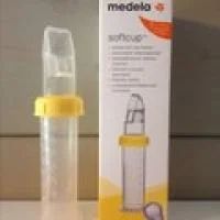 Лот: 7263797. Фото: 1. Поильник Мягкая ложечка Medela... Всё для кормления