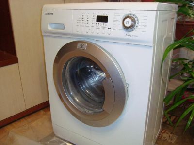 Лот: 7066233. Фото: 1. Cтиральная машина samsung wf7520suv. Стиральные машины
