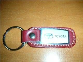 Лот: 43501. Фото: 1. Брелок Toyota. Разное
