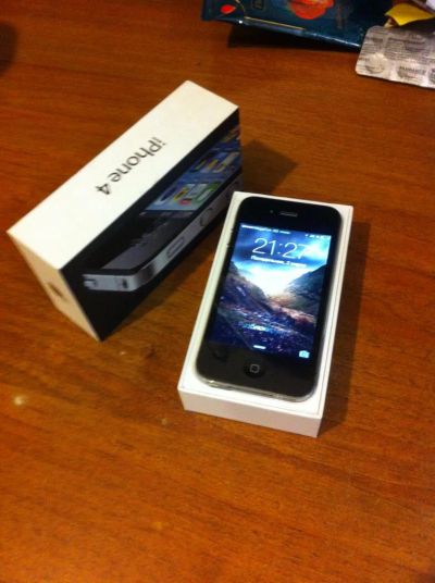 Лот: 5168350. Фото: 1. IPhone 4 8gb. Смартфоны