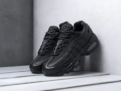 Лот: 16984675. Фото: 1. Кроссовки Nike Air Max 95 (10657... Кеды, кроссовки, слипоны