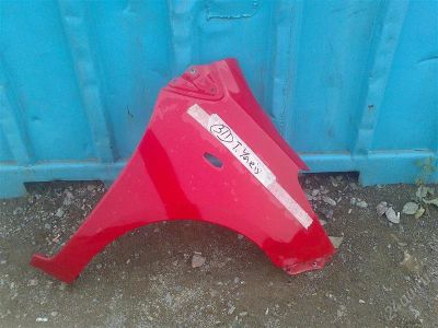 Лот: 2219264. Фото: 1. Крыло переднее правое Toyota Yaris. Кузов
