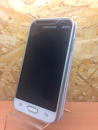 Лот: 8961144. Фото: 1. Смартфон Samsung Galaxy J mini... Смартфоны