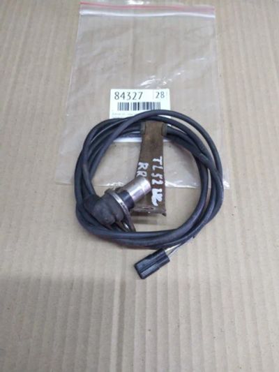 Лот: 21402110. Фото: 1. датчик abs Suzuki Escudo TL52W. Электрооборудование