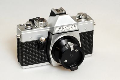 Лот: 25190628. Фото: 1. Фотоаппарат из ГДР. Плёночные зеркальные