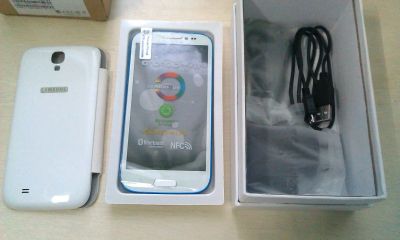 Лот: 3175912. Фото: 1. Samsung Galaxy S4 Quad Core, белый... Смартфоны