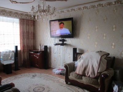 Лот: 11004265. Фото: 1. Шахтеров,12 1-комн улучшенка. Квартиры, студии