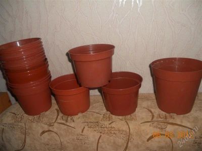 Лот: 1620599. Фото: 1. ГоршкиБ.У. поменьше. Кашпо, горшки, вазоны для цветов