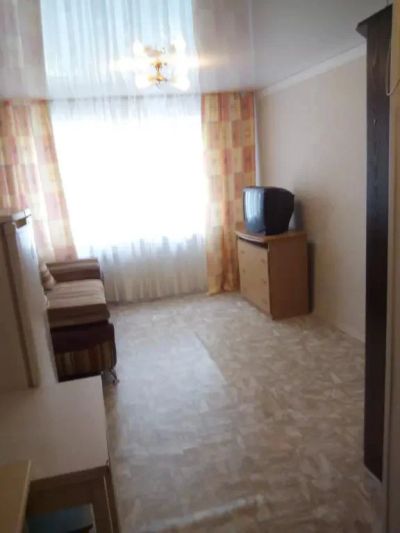 Лот: 6515732. Фото: 1. Гостинка 18м2 Калинина с мебелью. Квартиры, студии