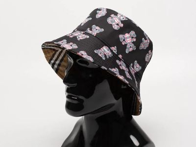 Лот: 24974642. Фото: 1. Панама Burberry. Шарфы, платки