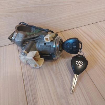 Лот: 25225996. Фото: 1. Замок зажигания Corolla 150. Кузов