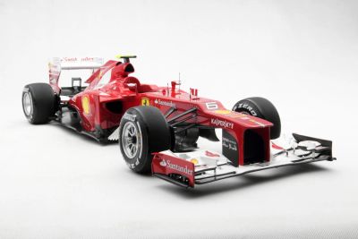 Лот: 5024717. Фото: 1. модель болида Ferrari F1 F2012... Автомоделизм