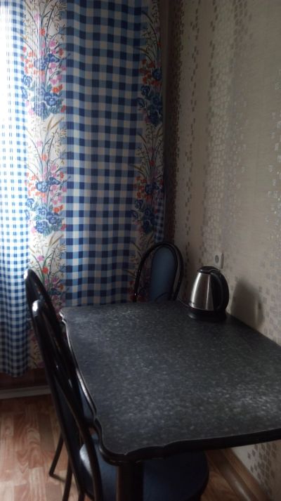 Лот: 12014714. Фото: 1. Сдам 2-комн на Взлётке. Квартиры, студии