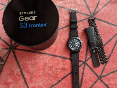 Лот: 17017329. Фото: 1. Samsung Gear watch. Смарт-часы, фитнес-браслеты, аксессуары