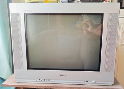 Лот: 25556573. Фото: 1. Телевизор Rolsen 52" + приставка... Телевизоры