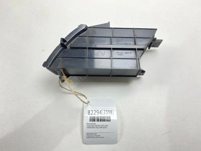 Лот: 21576587. Фото: 1. Подстаканник Toyota Wish 2003... Двигатель и элементы двигателя