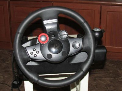 Лот: 4270847. Фото: 1. игровой руль logitech driving... Аксессуары для игровых приставок, консолей, геймпады